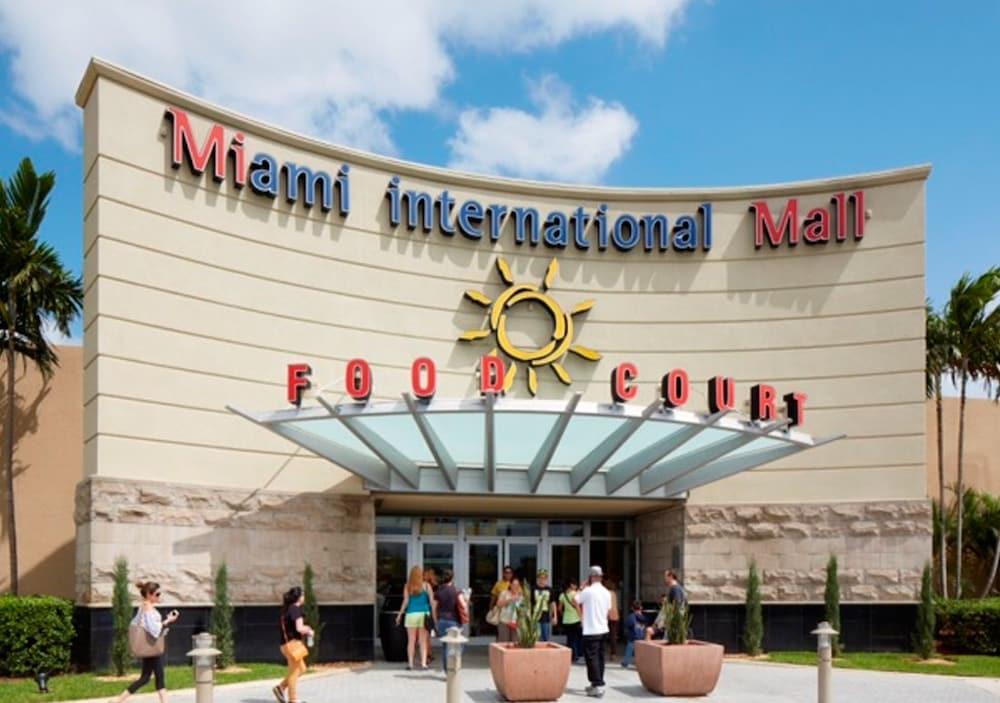Doubletree By Hilton Miami Doral Hotell Sweetwater Exteriör bild