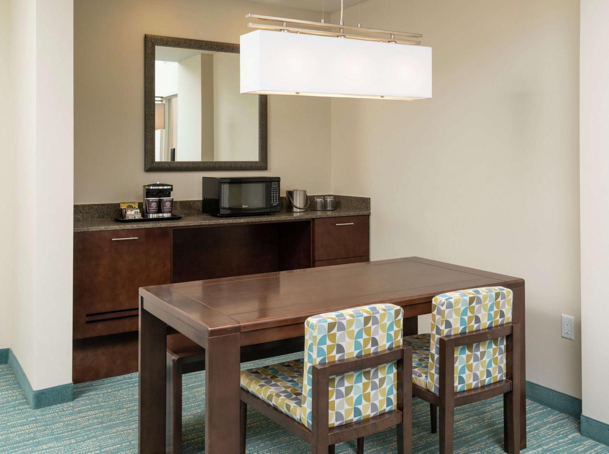 Doubletree By Hilton Miami Doral Hotell Sweetwater Exteriör bild