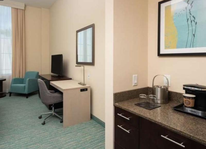 Doubletree By Hilton Miami Doral Hotell Sweetwater Exteriör bild